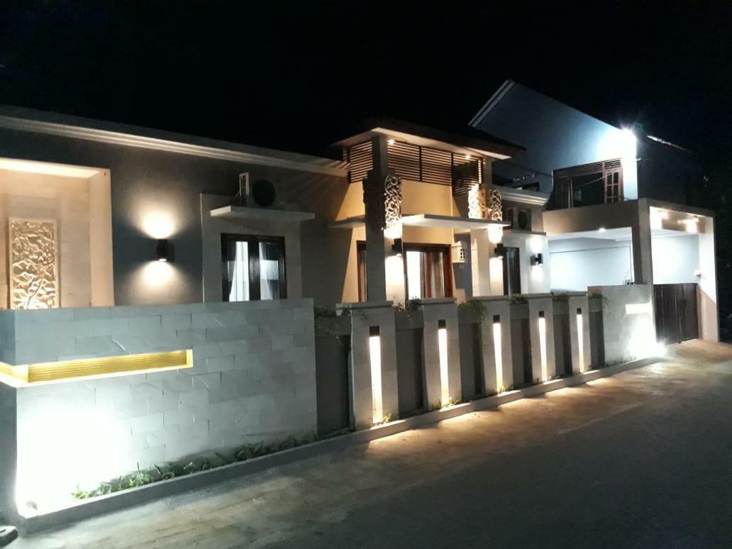 Imperial Villa Syariah Yogyakarta Luaran gambar